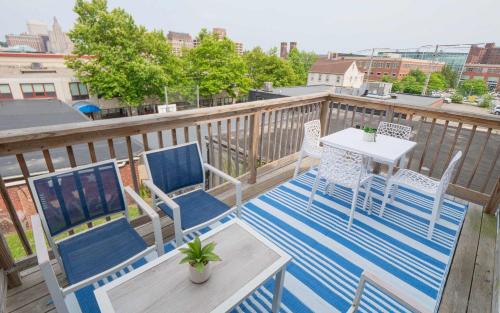 Federal Hill Apartment | Jennifer's Penthouse 2 Floor Apartment - Amazing City View