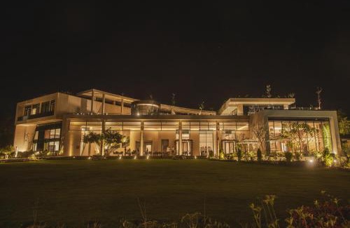 Dhikuli Hotel | Jim Corbett Marriott Resort & Spa