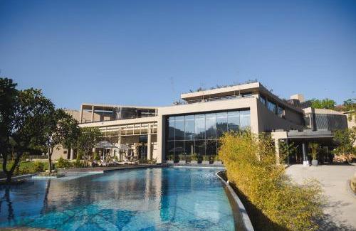 Dhikuli Hotel | Jim Corbett Marriott Resort & Spa