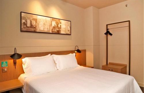 Central Business District Hotel | Jinjiang Inn Selected Shenzhen Huanggang Port Huangcheng Plaza