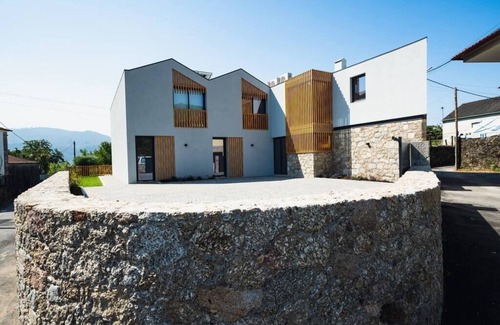 Refoios do Lima House | João Eusébio House 1