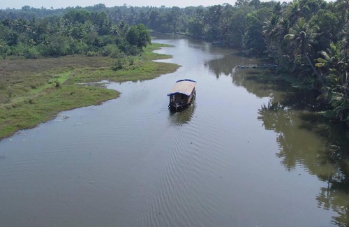 Vaikom House | Joan's Homestay Near Kumarakom