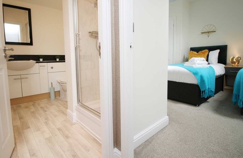 Llantarnam House | John Fielding by Mia Living a Stunning 5 Beds, 3 Baths House