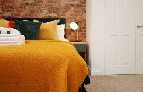 Llantarnam House | John Fielding by Mia Living a Stunning 5 Beds, 3 Baths House