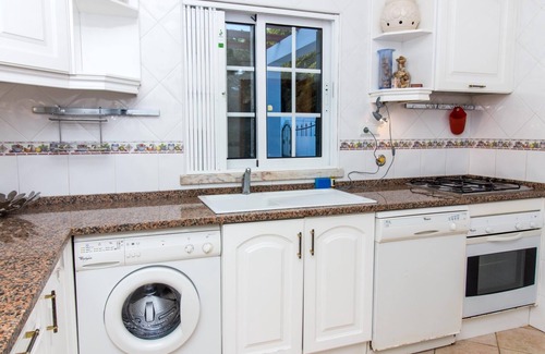 Castelo Villa | Joia da Galé House | Pool and Garden & Galé Beach