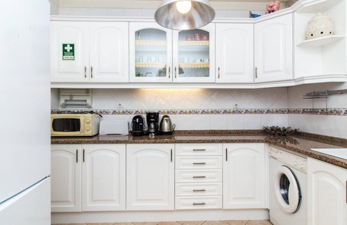 Castelo Villa | Joia da Galé House | Pool and Garden & Galé Beach