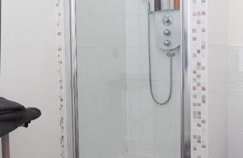 Doulevant-le-Chateau Bed & Breakfast | Joie de Vivre