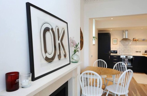 North Berwick House | JOIVY Luxury House With Patio Next To North Berwick Beach