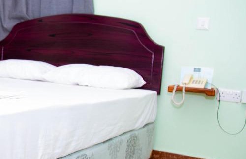 Dar es Salaam Hotel | Joleen Safari Park