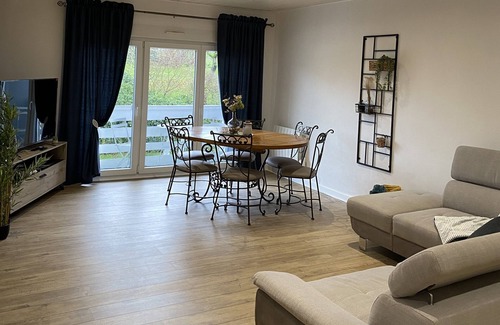 Gondrexange Apartment | Joli Appartement Avec Balcon aux Pieds des Étangs