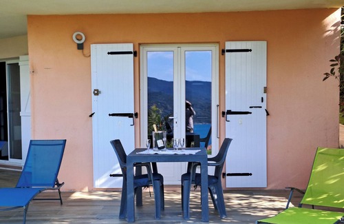 Viggianello Apartment | Joli Studio Avec vue Panoramique sur la mer à 5 mn de la Plage et de Propriano