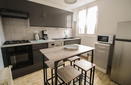 La Couronne Apartment | Joli T3 rénové/Wifi/Grand parking