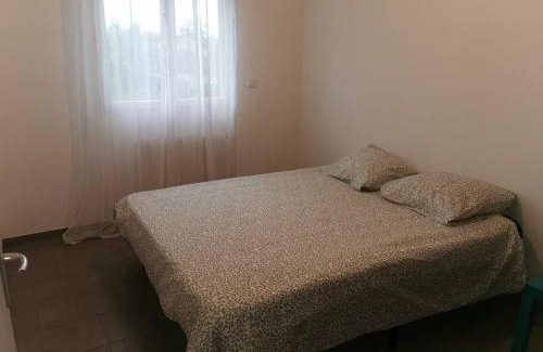 Saint-Andre-de-Cubzac Villa | Jolie maison entière avec 3 chambres centre ville