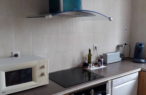 Montclar Villa | Jolie Maison à Louer Près de Carcassonne Avec Atelier Artistique