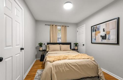 Joliet House | Joliet Cozy Oasis 4BR