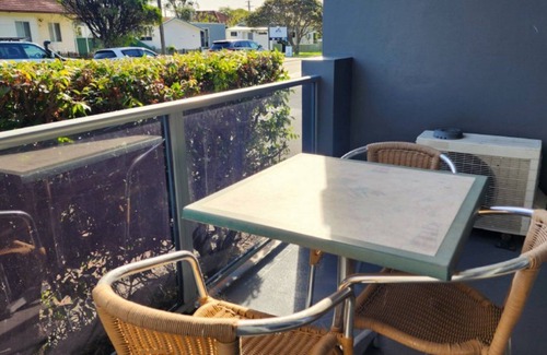 Sussex Inlet Apartment | Jopen Motel Unit 2 - In the heart of town