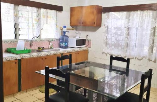 Nuku'alofa House | Josh Holiday Home