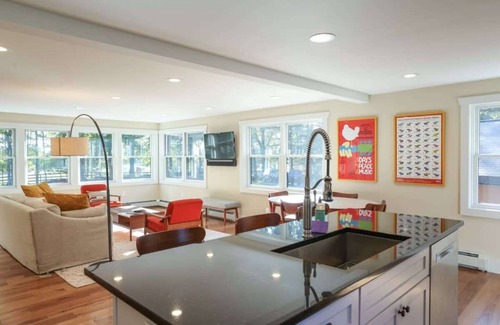 Jeffersonville House | Journeys End - Bright & Airy near Livingston Manor