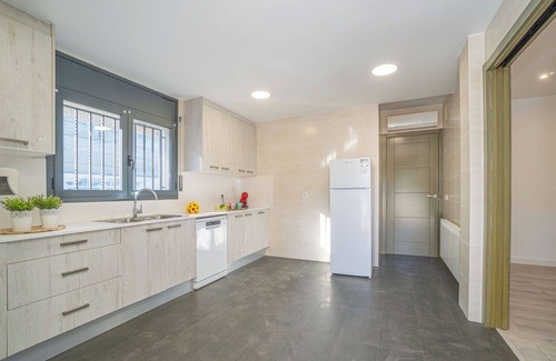 Figueres Villa | Jouvacations Villa domenec Rodil