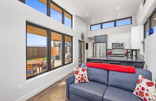 Clifton House | Joy of Life @ Palisade Legends