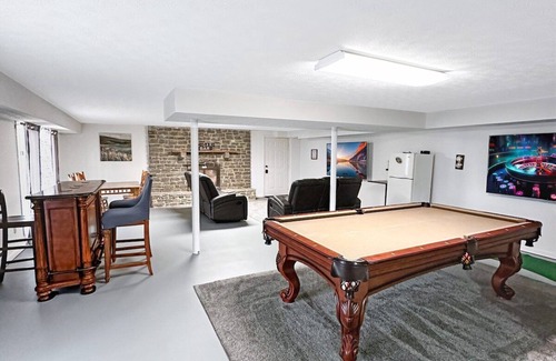 Somerset House | Joy On The Lake · Cumberland Canvas: Lake View, Fire Pit & Game Room