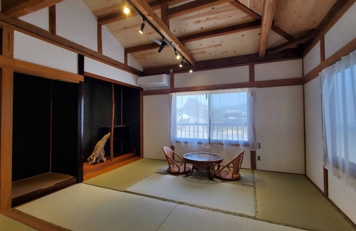 Hiroshima House | Kirikushi Coastal Village | 自然に囲まれたのどかな島の宿BBQ、焚き火、魚料理、釣り、SUP、サイクリング、島体験をしませんか?