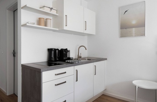 Unterwiehre-Nord Apartment | Juliette holiday flat, very central with balcony and WLAN