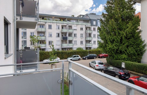 Unterwiehre-Nord Apartment | Juliette holiday flat, very central with balcony and WLAN