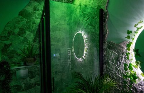 Plaine Centre Ville Apartment | ⭐️JUNGLE ROOM⭐️évadez vous❤️cosy luxe❤️gare/autoroute⭐️