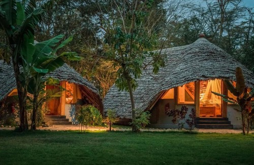 Lake Manyara National Park Hotel | Jungle Pearl Resort