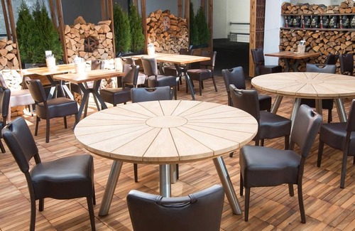 Ehingen Apartment | Junior-Suite, ca. 42qm mit Flachbild TV und WLAN