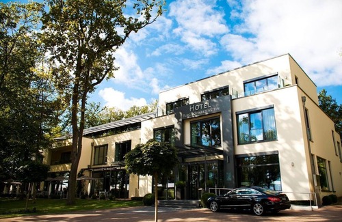 Johannisberg House | Junior Suite Inkl. Frühstück - Nicht Erstattbar - Relais & Châteaux Hotel Burg Schwarzenstein