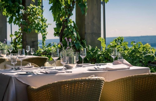 Johannisberg House | Junior Suite Inkl. Frühstück - Nicht Erstattbar - Relais & Châteaux Hotel Burg Schwarzenstein