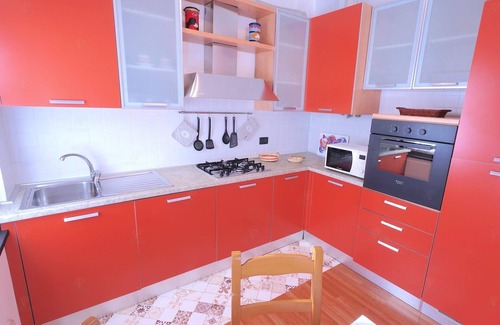 Cavi Apartment | Just 100 meters. from the beach and convenient shops