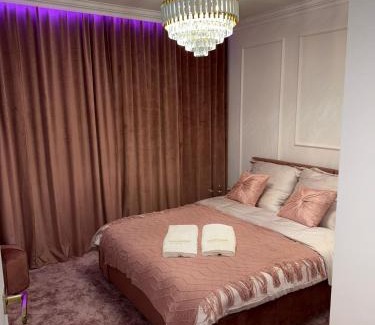 Grunwald Apartment | Just Unique rose