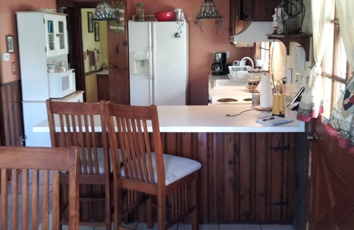 Ridge Manor Cabin | Just What You Are Looking For, Get Away From It All And Bring The Pets Too.