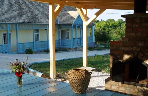 Polany House | Kéktornácos Ház