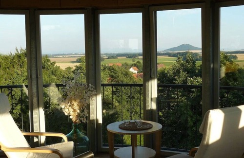 Konigshain House | Königshain Windmühlenhof (mill tower)