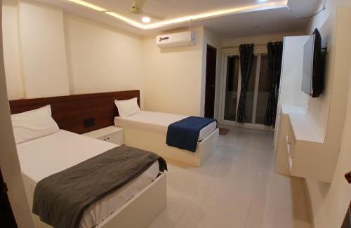 Atmakur Hotel | K P M Lodge