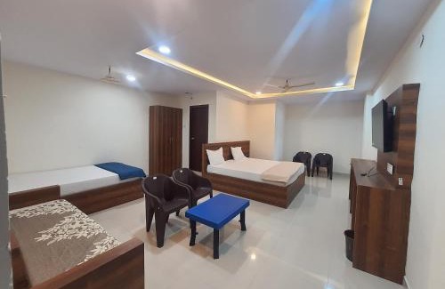 Atmakur Hotel | K P M Lodge