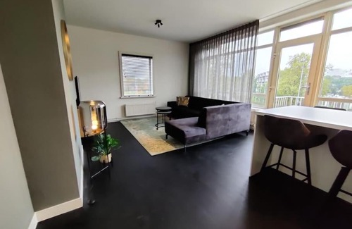 Eindhoven Apartment | k50159 Spacious and modern apartment near the city center, free parking