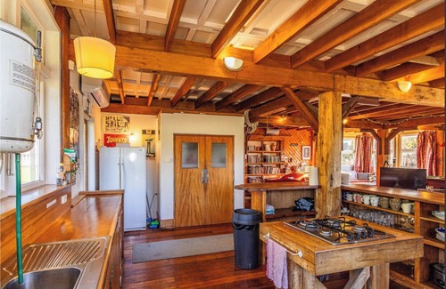Rangataua Cabin | Kaha Lodge | Family Style Escape Near Mt. Ruapehu | Sleeps up to 20