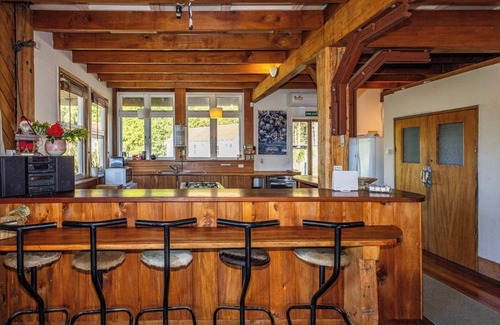 Rangataua Cabin | Kaha Lodge | Family Style Escape Near Mt. Ruapehu | Sleeps up to 20