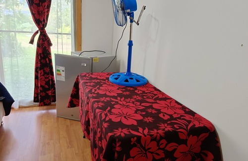 Hanga Roa House | Kaiheke Lodge 4 bedrooms 4 bathrooms 12 people