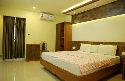 Tirur Cabin | Kaira Regency