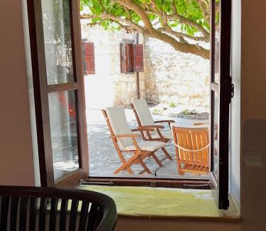 Amargeti Bed & Breakfast | Kaizer Suites