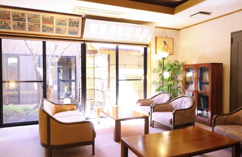 Kakeyu Hot Springs House | Kakeyu Onsen Kutsurogi No Yado Kuroiwa Ryokan