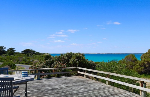 Waterhouse House | Kalimna - 360 degree ocean and marina views!