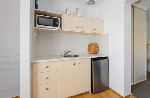 Port Sorell Apartment | Kalisti Suites - Fira Suite