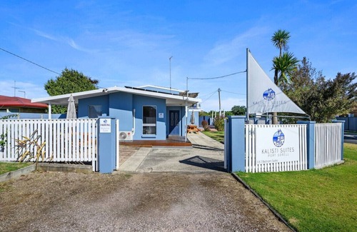 Port Sorell Apartment | Kalisti Suites - Fira Suite